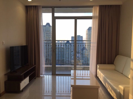 Cho thuê căn hộ Vinhomes Central Park 2 phòng ngủ chỉ 780 USD