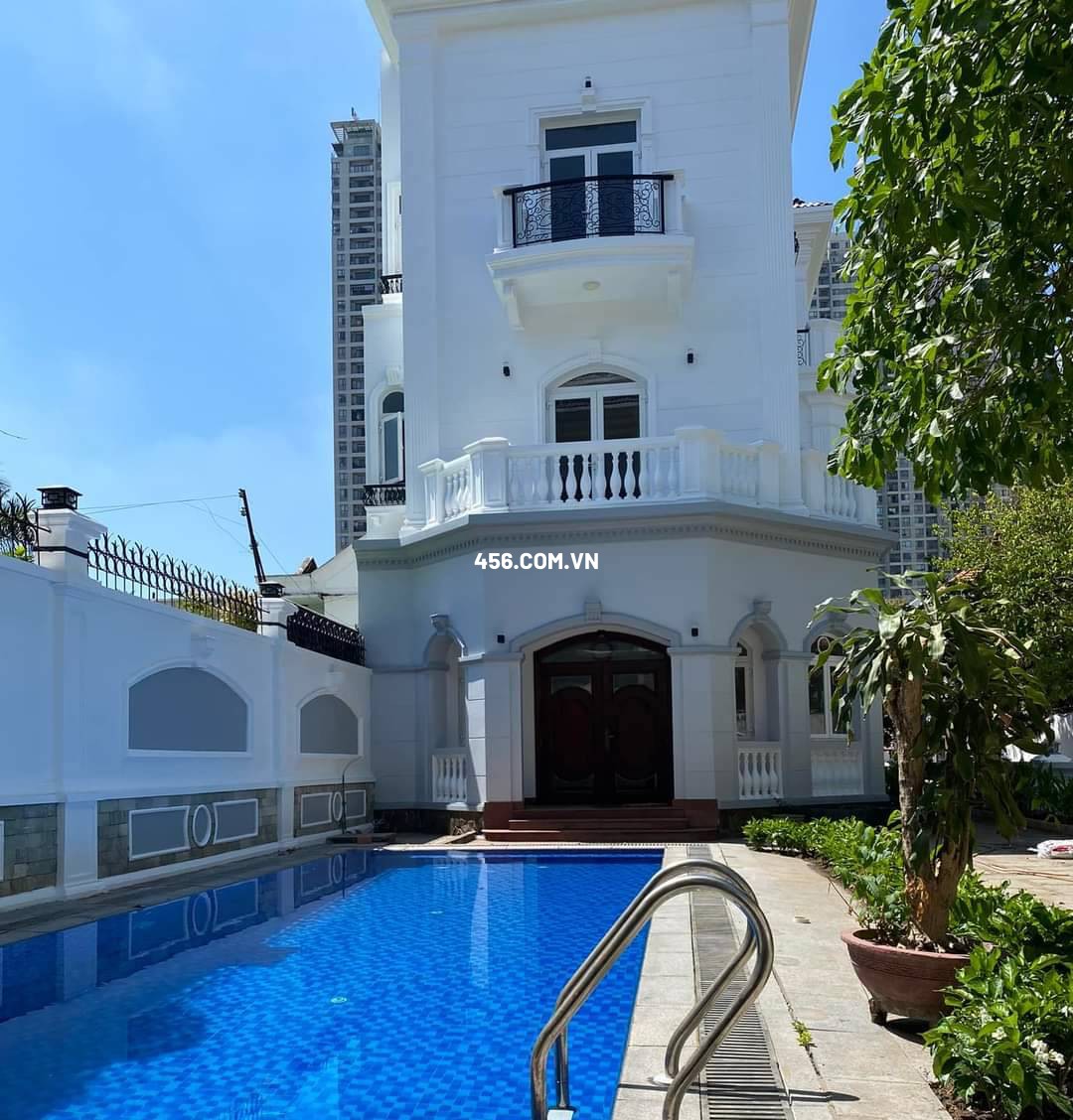 Brandnew Villas Thao Dien with big pool for...