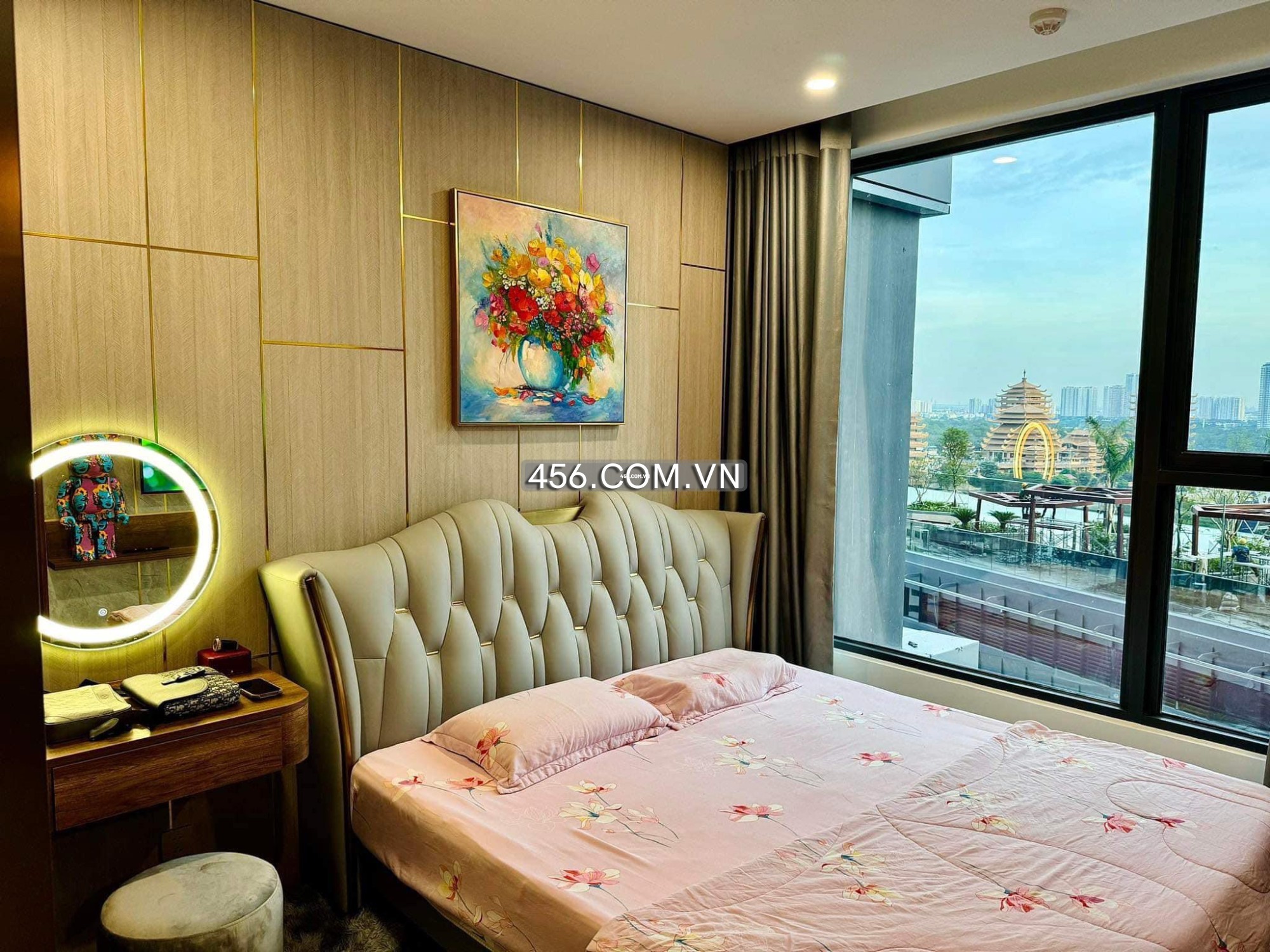 Hinh-Lumiere Riverside Thao Dien Apartment For Rent 1 Bedrooms Pool View Fully Furnished