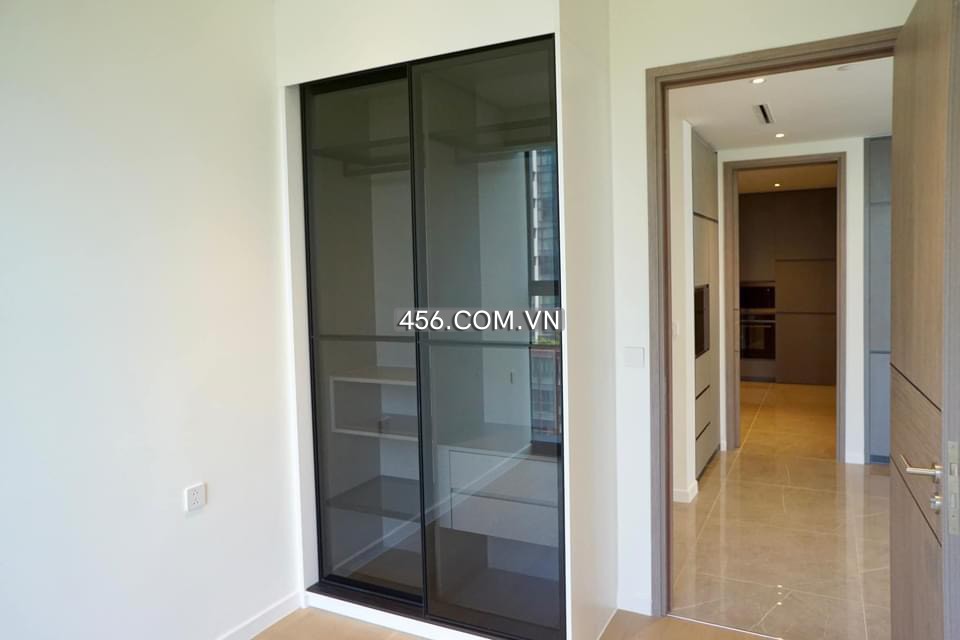 Hinh-4 Bedrooms Metropole Thu Thiem apartment for rent unfurnished nice view